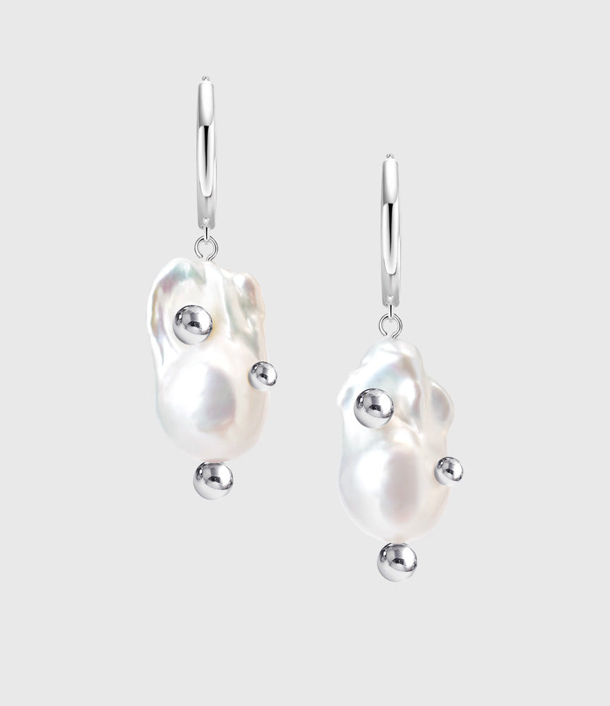 Helmia silver hoop earrings pearl